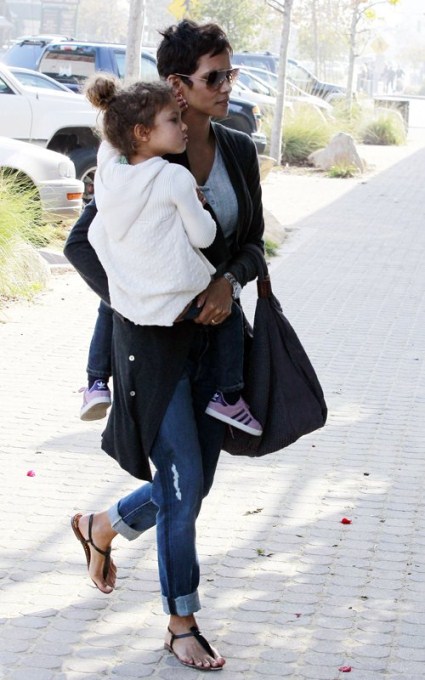 Halle Berry’s Date With 3 Year Old Daughter