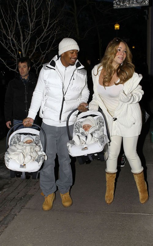 Mariah Carey and husband Nick Cannon with their twins Moroccan and Monroe in Aspen, CO (December 31)