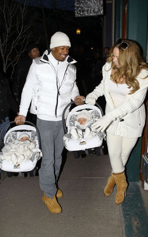 Mariah Carey and husband Nick Cannon with their twins Moroccan and Monroe in Aspen, CO (December 31)