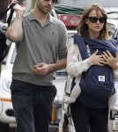 Natalie Portman and Benjamin Millepied visiting friends with their son Aleph (January 14)