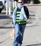 Pregnant actress Jennifer Garner starts her morning off on a healthy foot with some juice from Pressed Juicery on February 21, 2012 in Brentwood, CA.