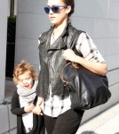 Jessica Alba takes daughter Honor Marie Warren to a cafe in Beverly Hills.