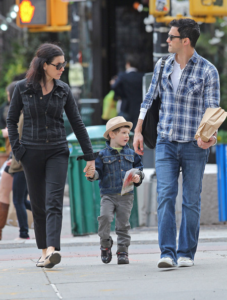 Actress Julianna Margulies and her husband Keith Lieberthal out for a ...