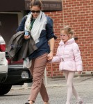 Jennifer Garner seen picking up her daughter Violet after a Ballet Class in Los Angeles.