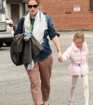 Jennifer Garner seen picking up her daughter Violet after a Ballet Class in Los Angeles.