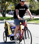 Naomi Watts and Liev Schreiber take their kids Alexander and Samuel on a bike ride to a local farmers market in Brentwood.