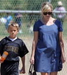 Pregnant Reese Witherspoon Cheers On Deacon From Sidelines (Photos) 0520