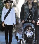Nicole Richie and Joel Madden with Harlow and Sparrow at the Sydney Zoo in Australia - May 15