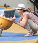 Jessica Alba Monkeys Around With Haven And Honor Warren At The Park 0727