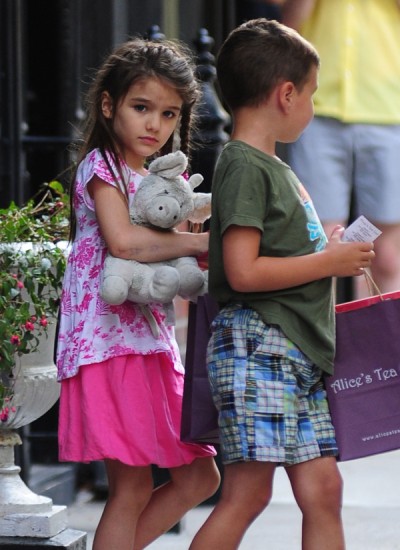 Katie Holmes And Suri Cruise Visit Alice’s Tea Cup In NYC 0706