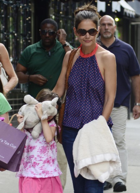 Katie Holmes And Suri Cruise Visit Alice’s Tea Cup In NYC 0706