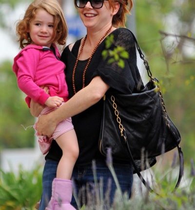 Alyson Hannigan And Satyana Denisof Shop For Toys! 0713
