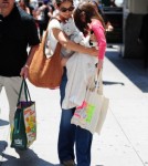 Katie Holmes Stacks Up At The Market With Suri Cruise 0709