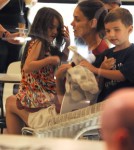 Katie Holmes And Suri Cruise Get Some Late Night Ice Cream 0704