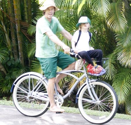 Julia Roberts’ Family Vacations In Hawaii 0713