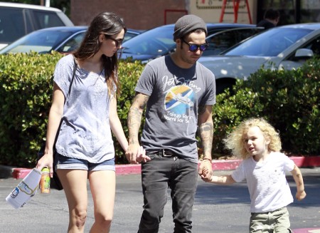 Pete Wentz And Meagan Camper Spend Family Day With Bronx Wentz 0718