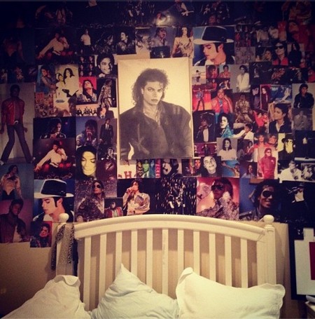 Paris Jackson's Bedroom Revealed: She Is Michael Jackson's Biggest Fan (Photo)