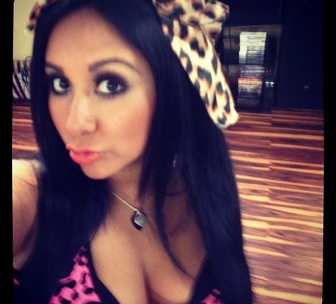 Snooki May Hate Her Boobs But She’s Not Hiding Them During Pregnancy!