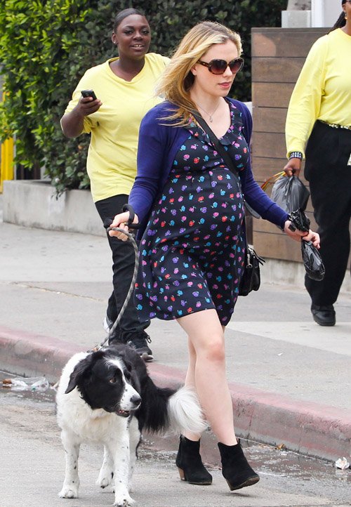 Expecting “True Blood” actress Anna Paquin enjoyed a stroll with her ...