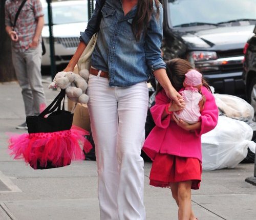 Actress Katie Holmes takes her daughter Suri Cruise to the Make Meaning activity center in New York City, New York on August 20, 2012.