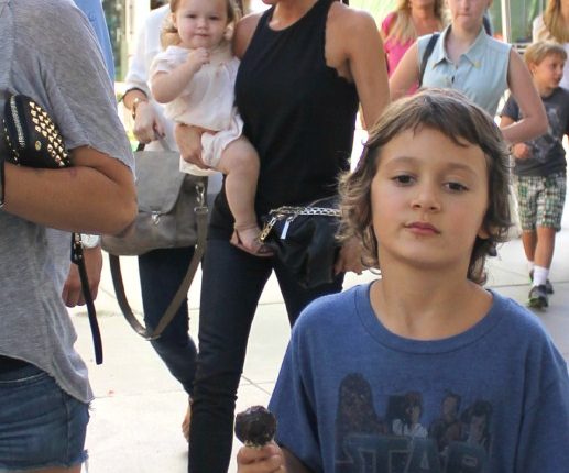 Victoria Beckham was seen leaving Giggles N’ Hugs restaurant after a birthday party with daughter Harper in Century City, California on August 26th, 2012.