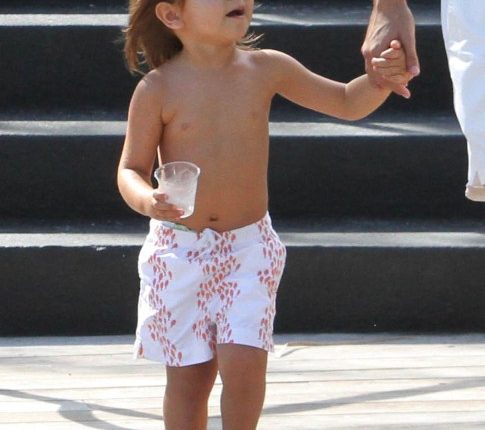 TV personality Scott Disick from ‘Keeping Up With The Kardashians’ spends some quality time with his son Mason while the cameras roll on the beaches of Miami, FL on September 18th, 2012.