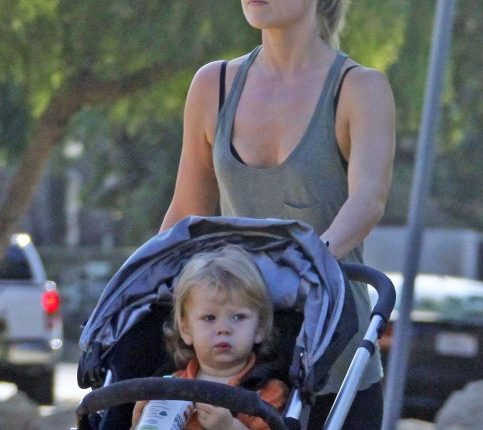 Ali Larter and her son Theodore out for a walk at Runyon Canyon in Hollywood, California on September 25th, 2012.