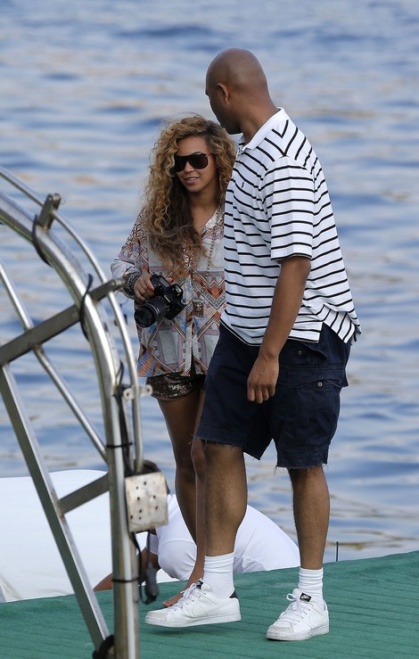 Report: Beyonce Is Pregnant Again!