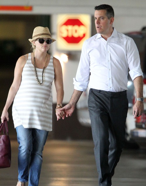 Reese Witherspoon And Husband Jim Toth Leaving Hospital After Check-up