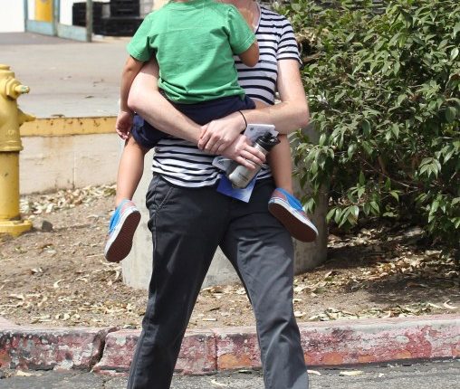 Tobey Maguire and his family stopped by the market in Malibu, California on September 3, 2012. His daughter Ruby held his hand as they walked in front of the nanny and son Otis.