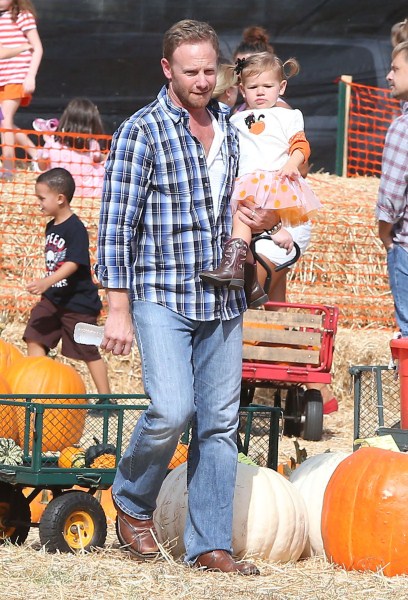 Ian Ziering and his wife Erin take their daughter Mia to the Mr. Bones Pumpkin Patch in West Hollywood, California on October 6, 2012.