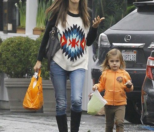 Alessandra Ambrosio and Daughter Anja Grab A Snack