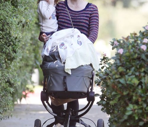 Alyson Hannigan Takes Her Daughters To Breakfast