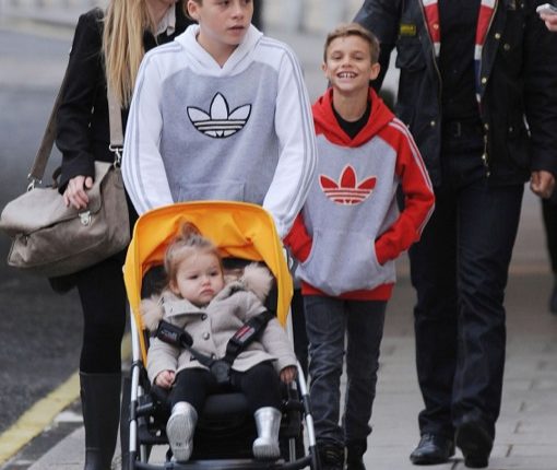Exclusive… Beckham Kids Go For A Stroll In London