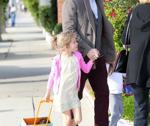 Ben Affleck Takes His Daughters To The Dentist