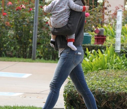 Jennifer Garner Out And About With Baby Samuel