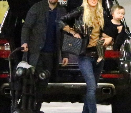 Exclusive… Kimberly Stewart at the Mall with Daughter Delilah and a Mystery Man