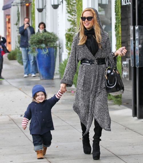 Rachel Zoe Shops With Son Skyler In Beverly Hills | Celeb Baby Laundry