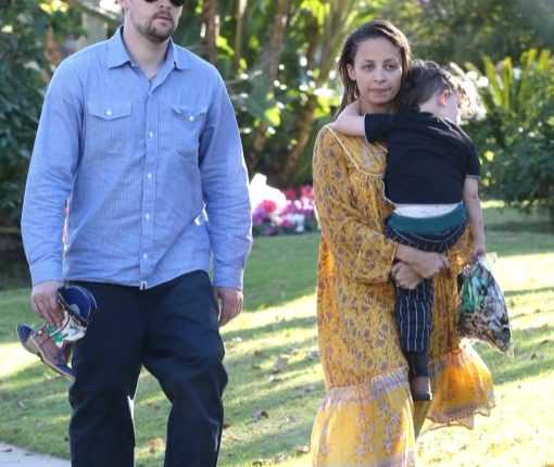 Exclusive… Joel Madden Brings Sparrow To See Nicole At The Beverly Hills Hotel