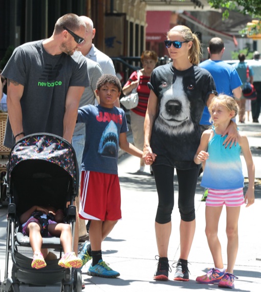 Heidi Klum: Sunday Strollin' With Family | Celeb Baby Laundry
