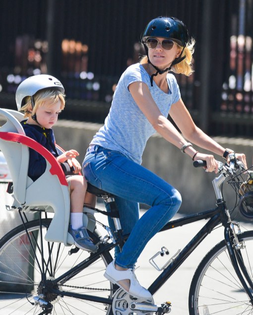 Naomi Watts: Big Apple Bike Ride With Samuel | Celeb Baby Laundry
