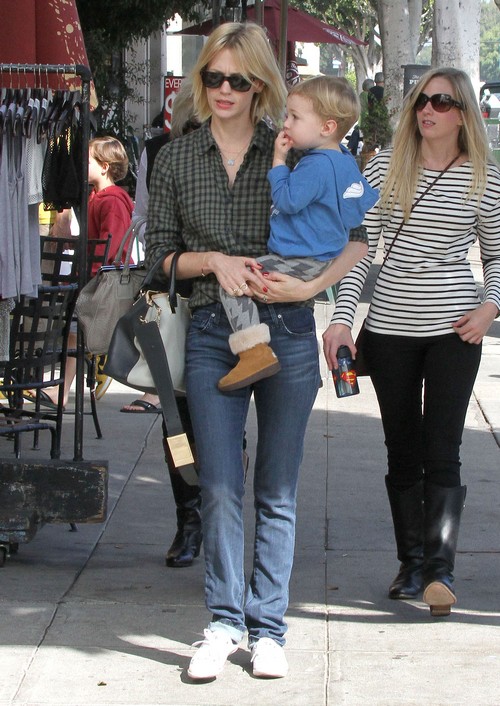 January Jones & Son Xander Out For Lunch | Celeb Baby Laundry