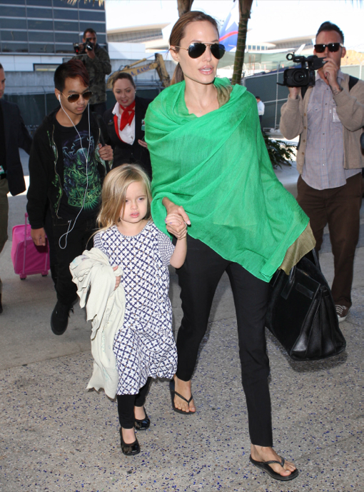 Brad Pitt, Angelina Jolie & The Kids Land At LAX Airport | Celeb Baby ...