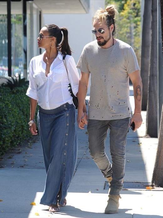 Pregnant Zoe Saldana Out With Her Husband | Celeb Baby Laundry