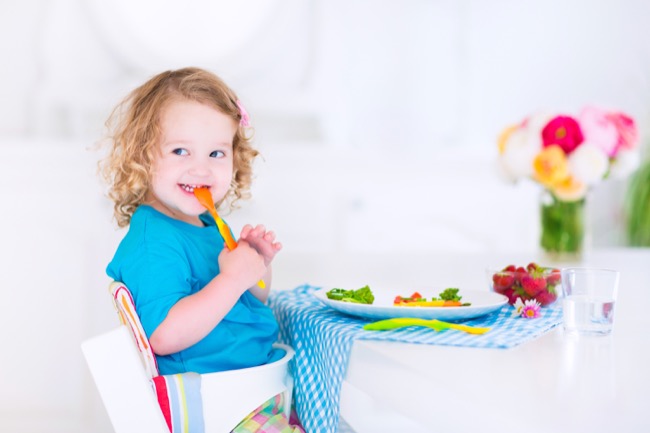 HOW TO ENCOURAGE HEALTHY EATING IN KIDS | Celeb Baby Laundry