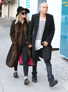 Pregnant Ashlee Simpson &amp; Evan Ross Shopping In West ...