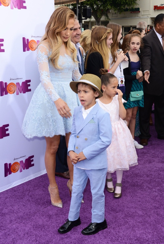Jennifer Lopez Takes Max & Emme to the HOME Premiere