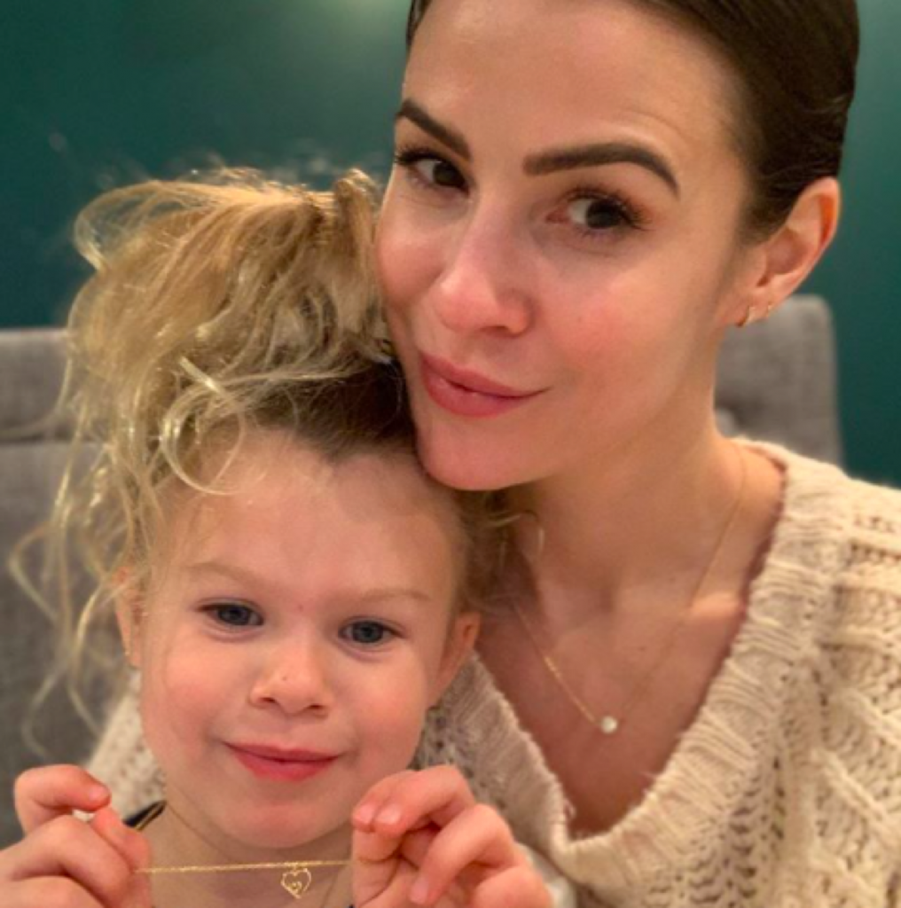 Days Of Our Lives Spoilers Linsey Godfrey And Daughter Aleda Adamson