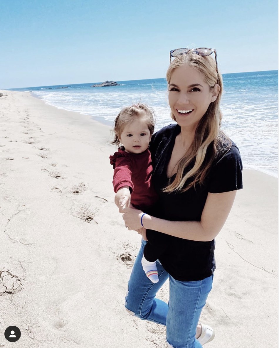 The Young and the Restless Star Kelly Kruger & Daughter Everleigh are Beach Bums