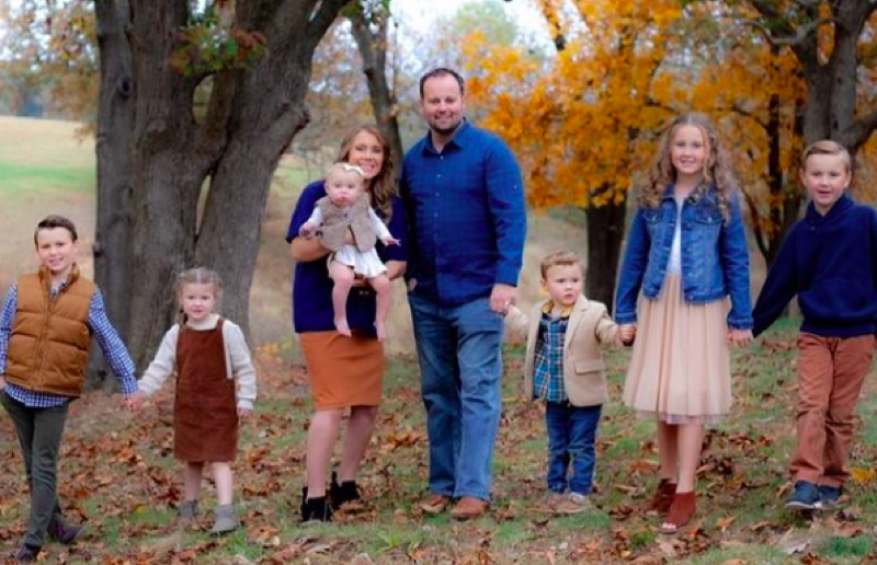 Counting On: Anna Duggar and Family